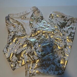 Lilly Pulitzer Lindsay Gold and White Athletic Set